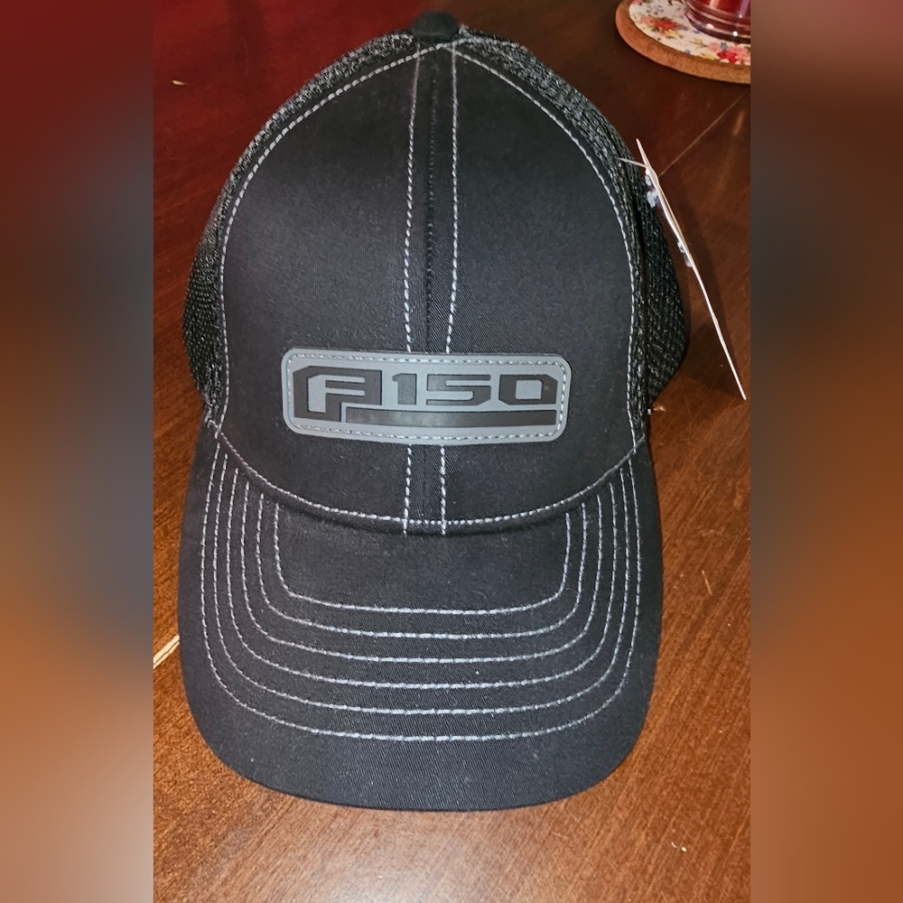 Ford F150 Cap